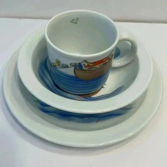 Royal Worcester Noah's Ark Child's Porcelain Dining Collection England Set 1983 - Picture 2 of 6